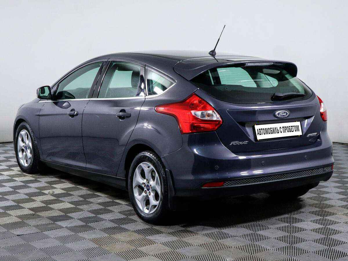 Форд фокус 3 акпп. Ford focus 3 2012 saloon. Фокус на автомате отзывы. Ford focus 2 2010 салон. Форд фокус 3 робот.